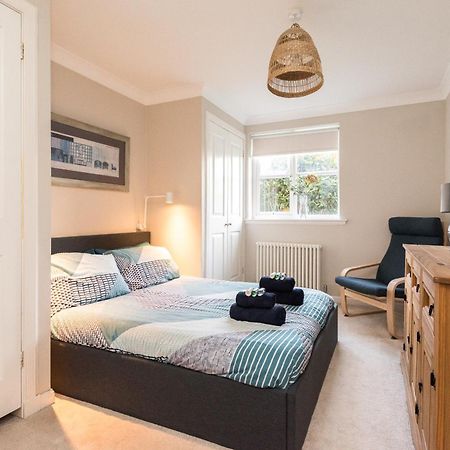 Cosy Roseburn Apartment, Edinburgh - 2 Bedrooms, Free Parking Buitenkant foto