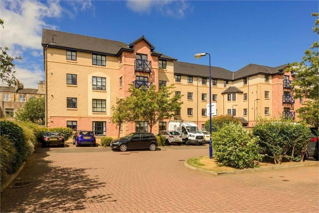 Cosy Roseburn Apartment, Edinburgh - 2 Bedrooms, Free Parking Buitenkant foto