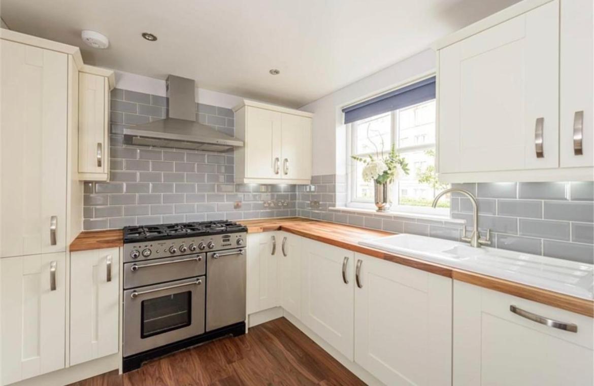 Cosy Roseburn Apartment, Edinburgh - 2 Bedrooms, Free Parking Buitenkant foto