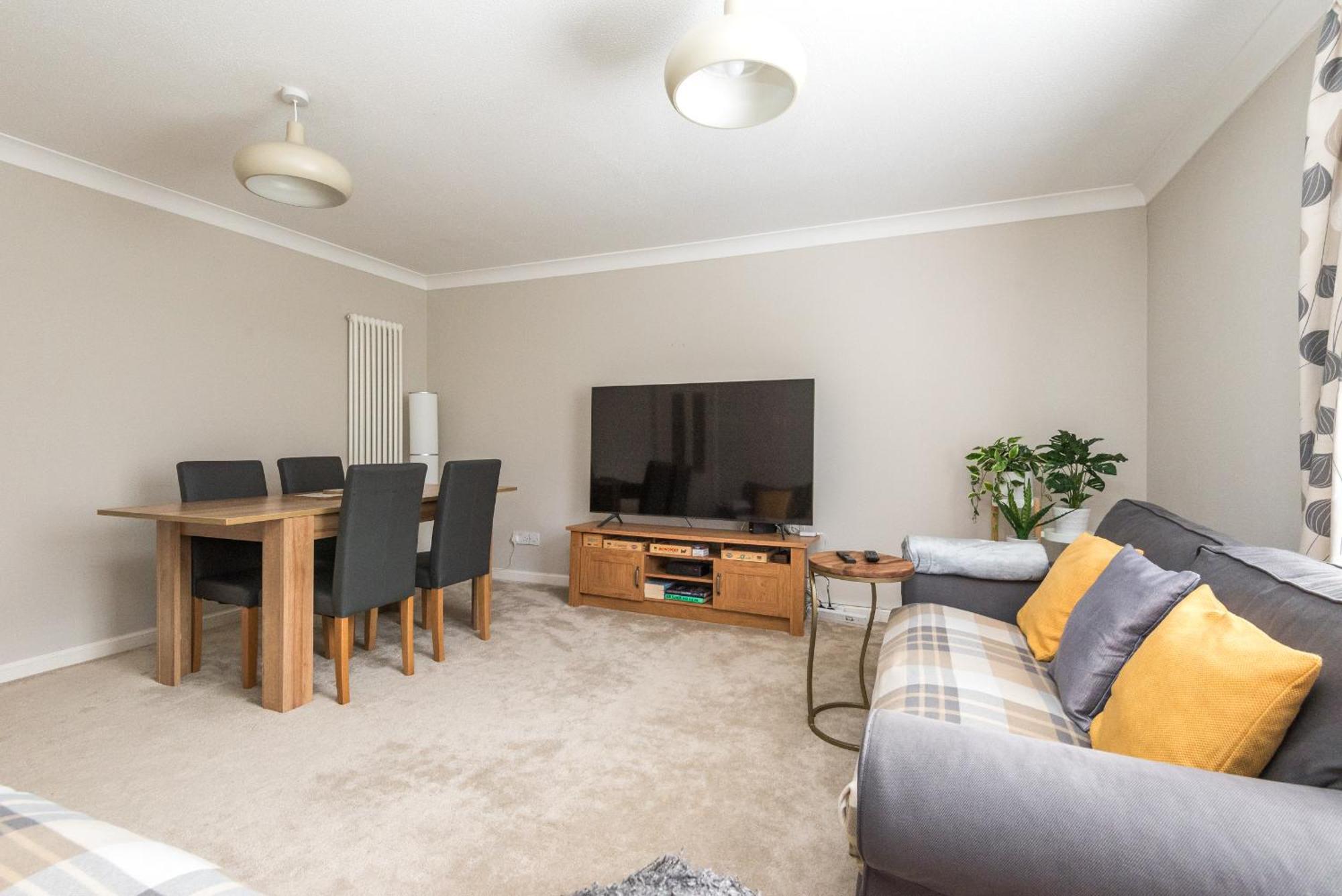 Roseburn Apartment, Edinburgh - 2 Bedrooms, Free Parking Buitenkant foto